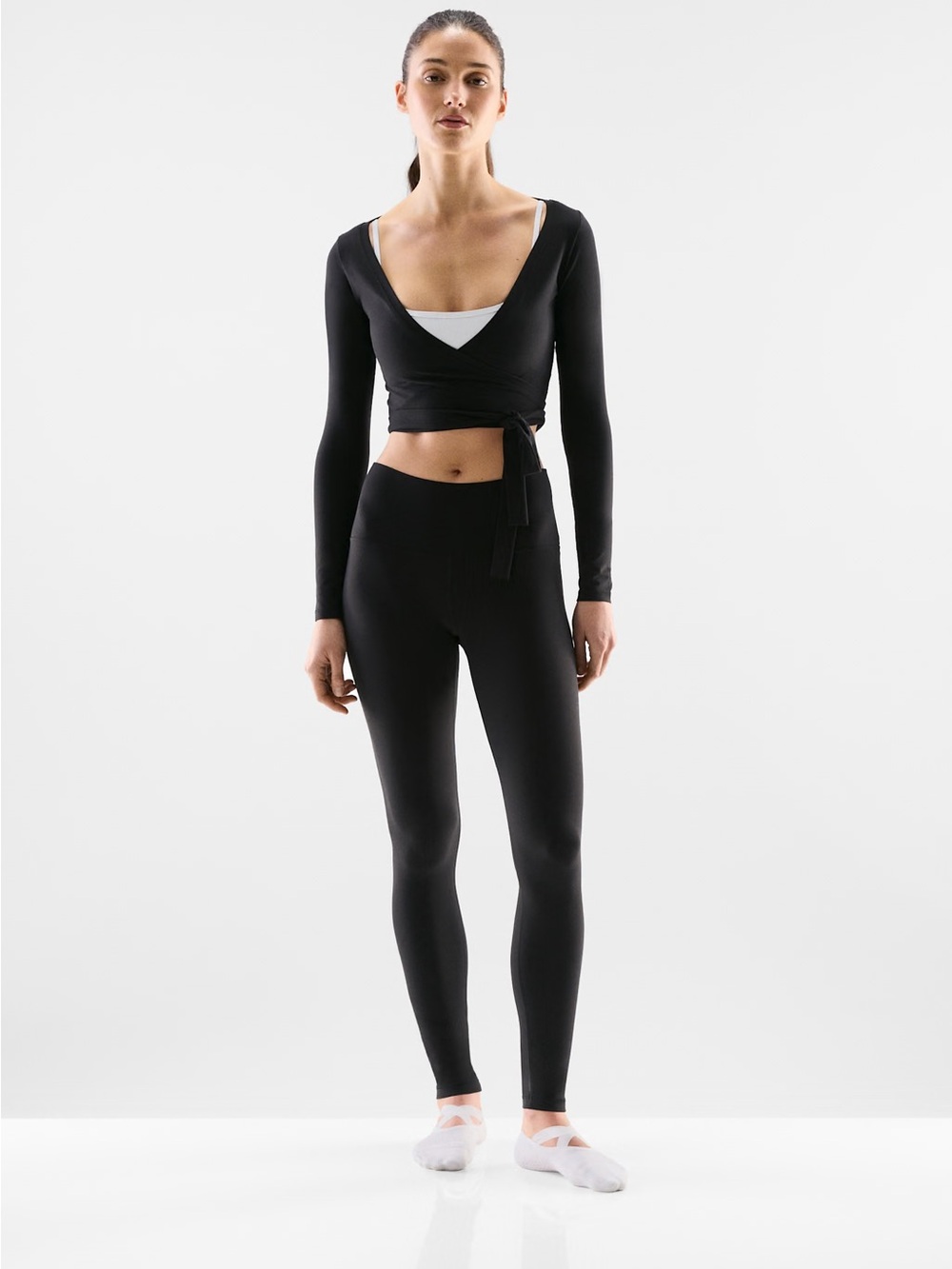 NWT Aritzia Golden BUTTER Focal Wrap Longsleeve